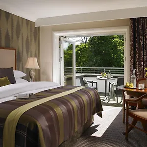 - Leisure Spa And Conference **** Westport