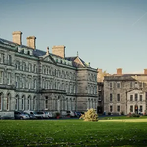Apartment Dcu Hallows 
