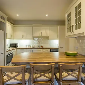 Apartment The Artane Self Catering 